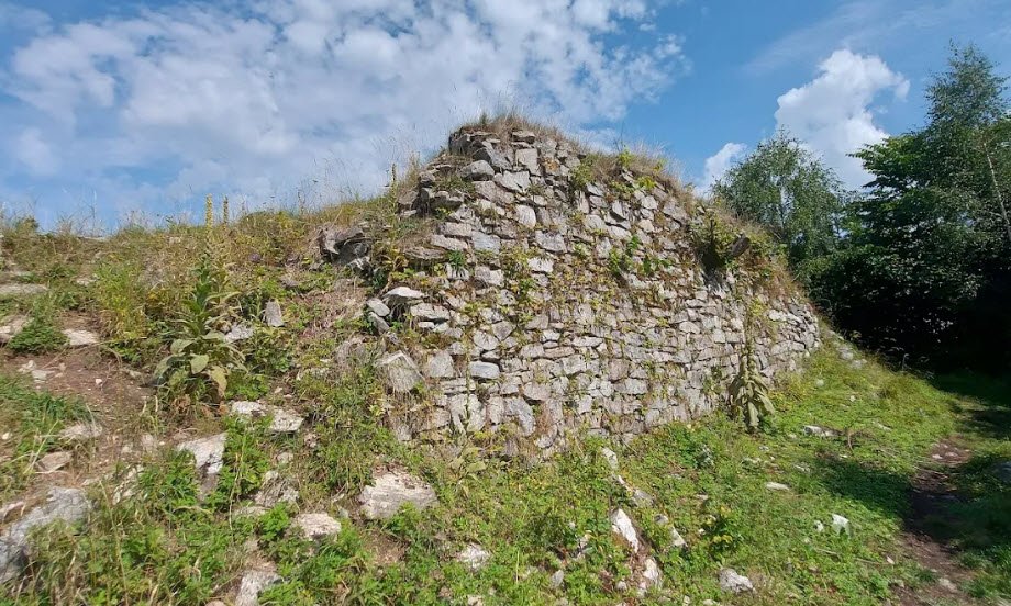 Ruins of Karpenstein Castle, Poland